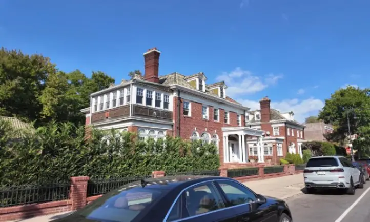 Beautiful sunny day on the street in Prospect Lefferts Gardens