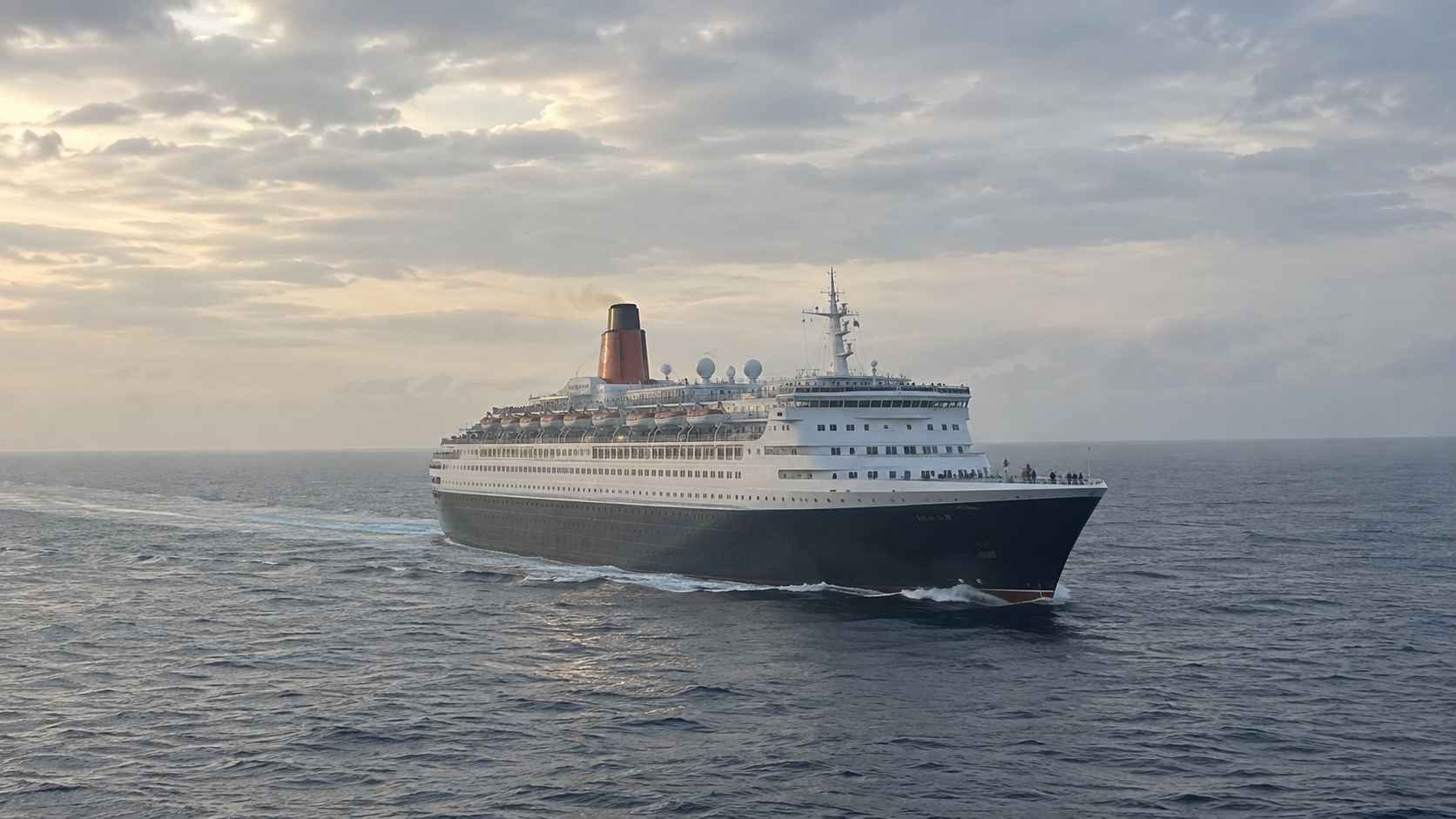 Queen Mary 2 spends most of its seven-night New York to Southampton crossing at sea.